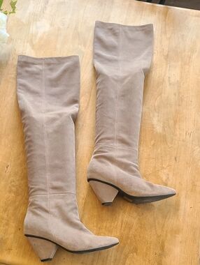 Vince Camuto Senitta Taupe Suede Over-The-Knee Boots Size